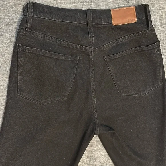 Madewell Classic Straight Jean - Picture 2 of 6